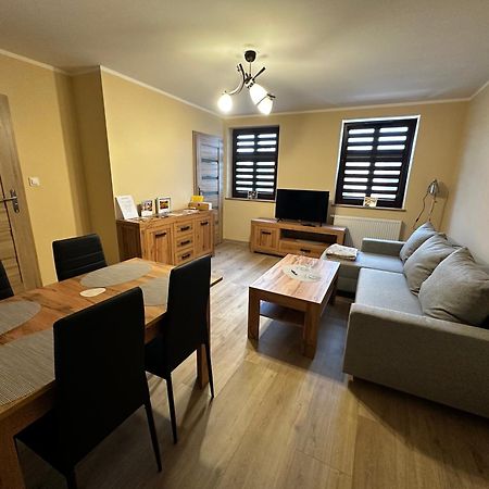 Apartamenty Alicja Dzierzoniow Exterior foto