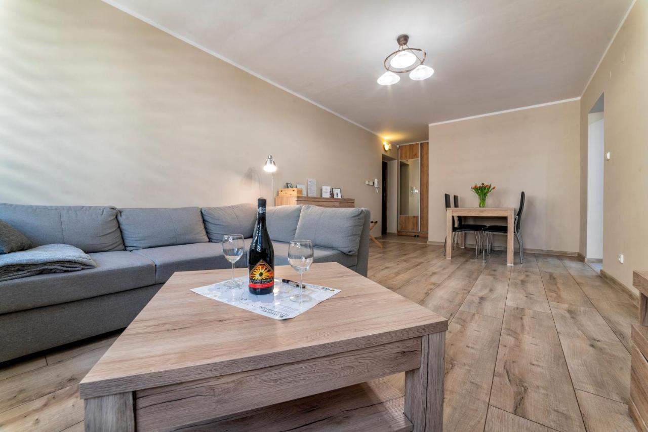 Apartamenty Alicja Dzierzoniow Exterior foto