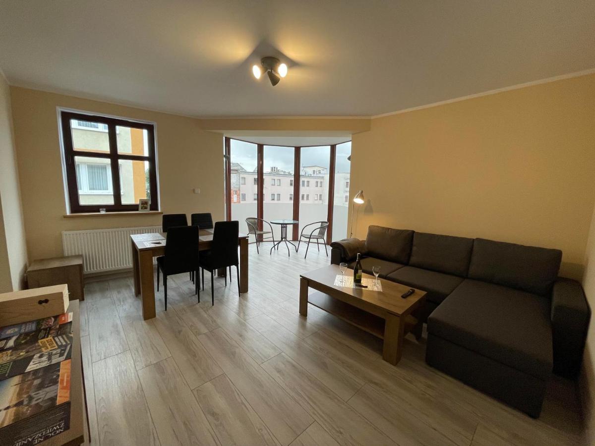 Apartamenty Alicja Dzierzoniow Exterior foto