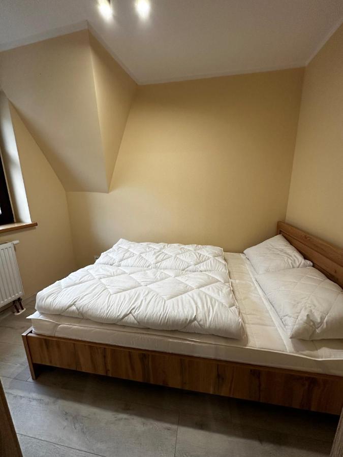 Apartamenty Alicja Dzierzoniow Exterior foto