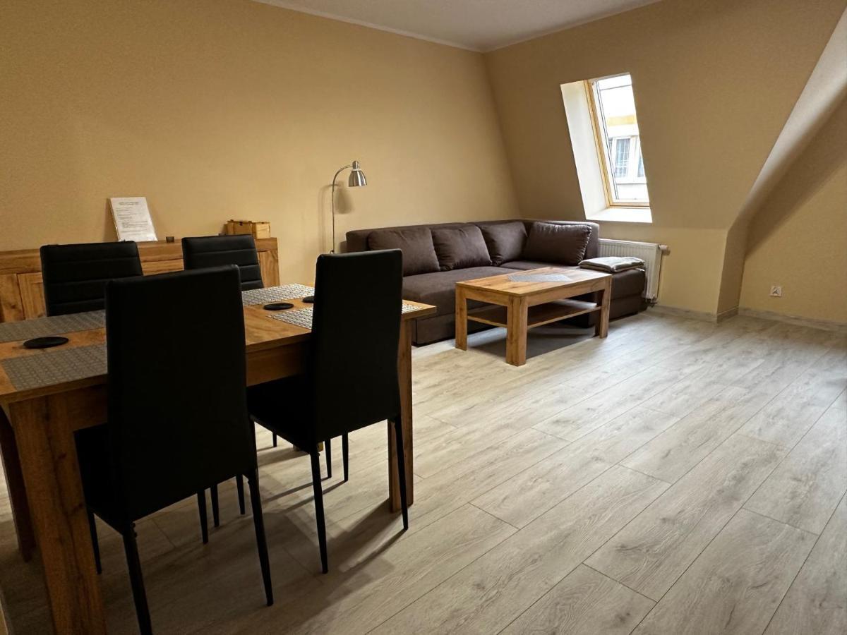 Apartamenty Alicja Dzierzoniow Exterior foto