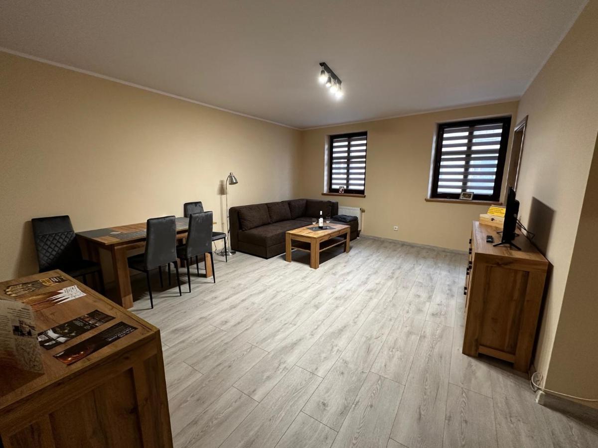 Apartamenty Alicja Dzierzoniow Exterior foto