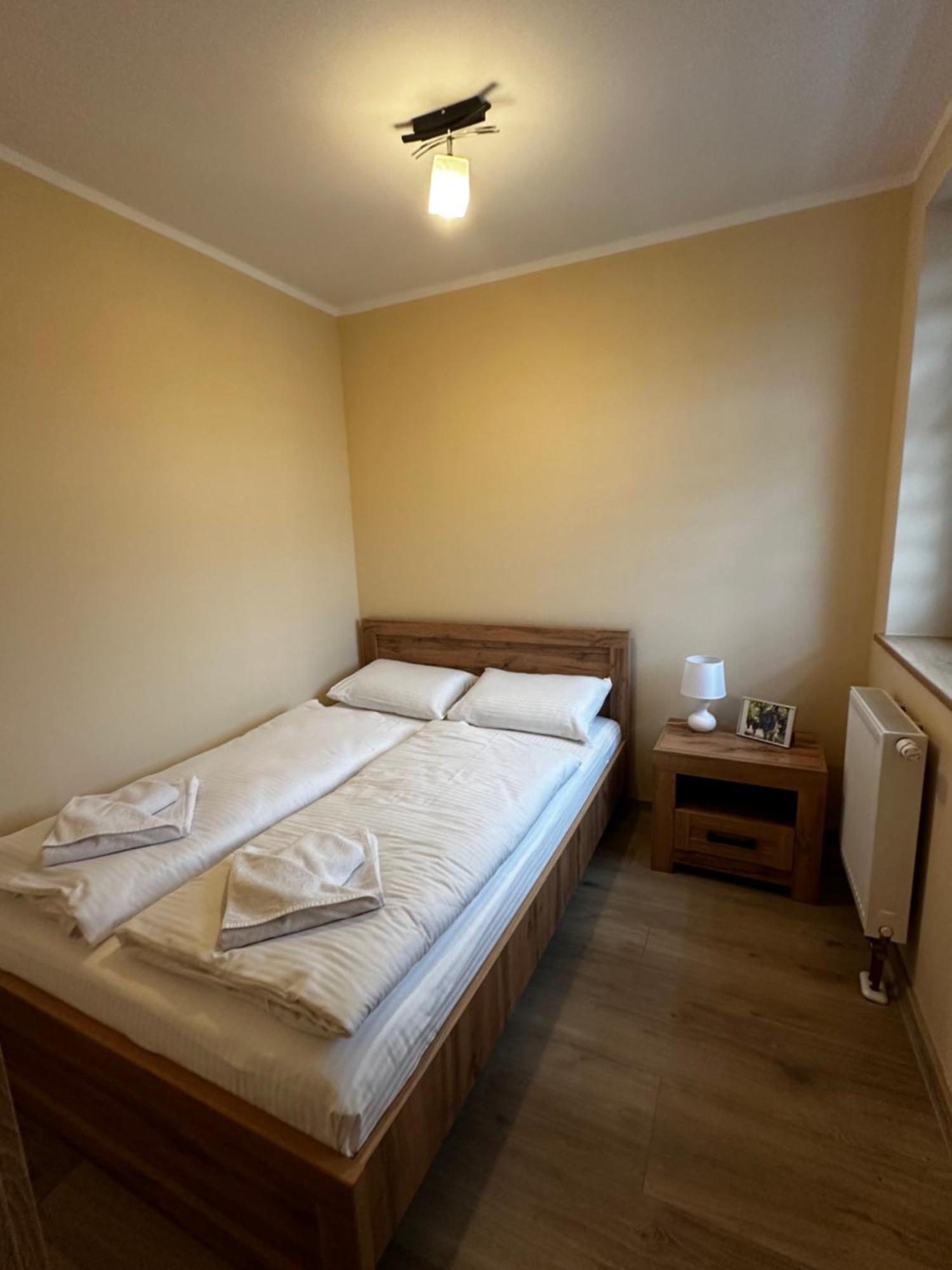 Apartamenty Alicja Dzierzoniow Exterior foto
